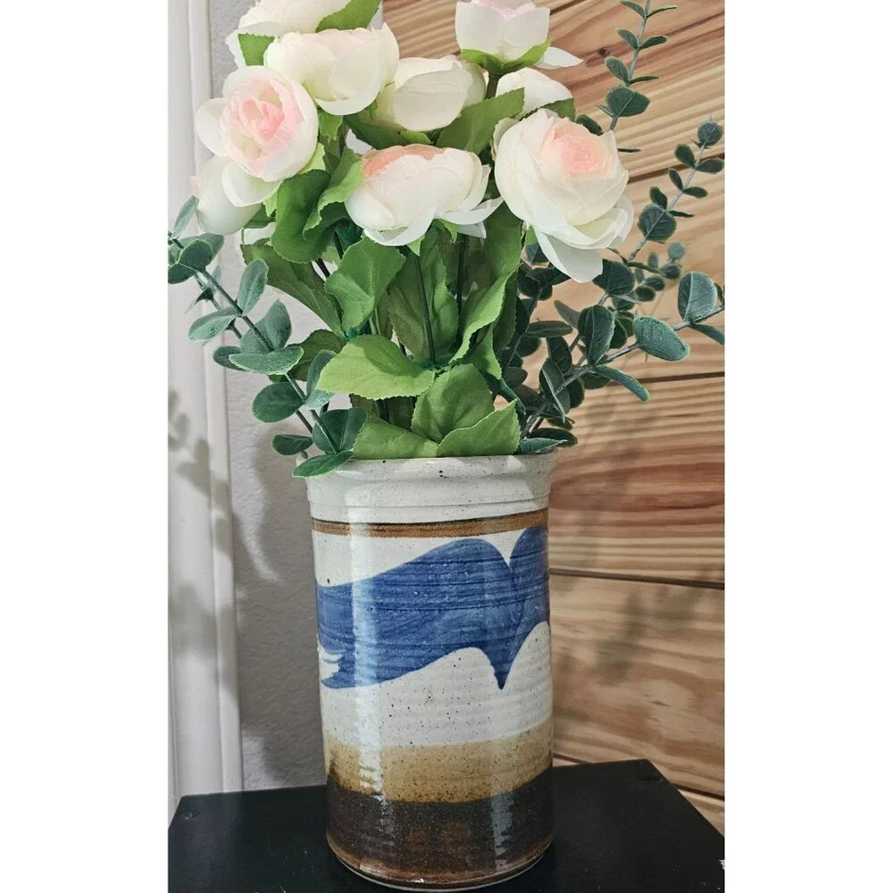 Signed Studio Pottery Vase Cream‎ Blue Brown 7